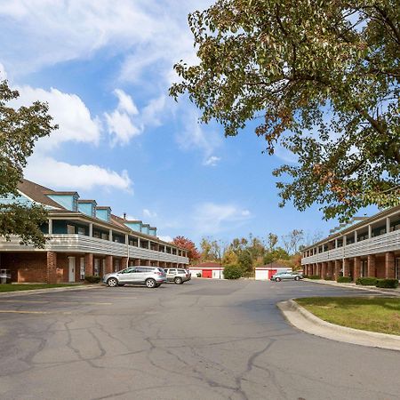 Travelodge By Wyndham Canton-Livonia Area, Mi Exterior foto