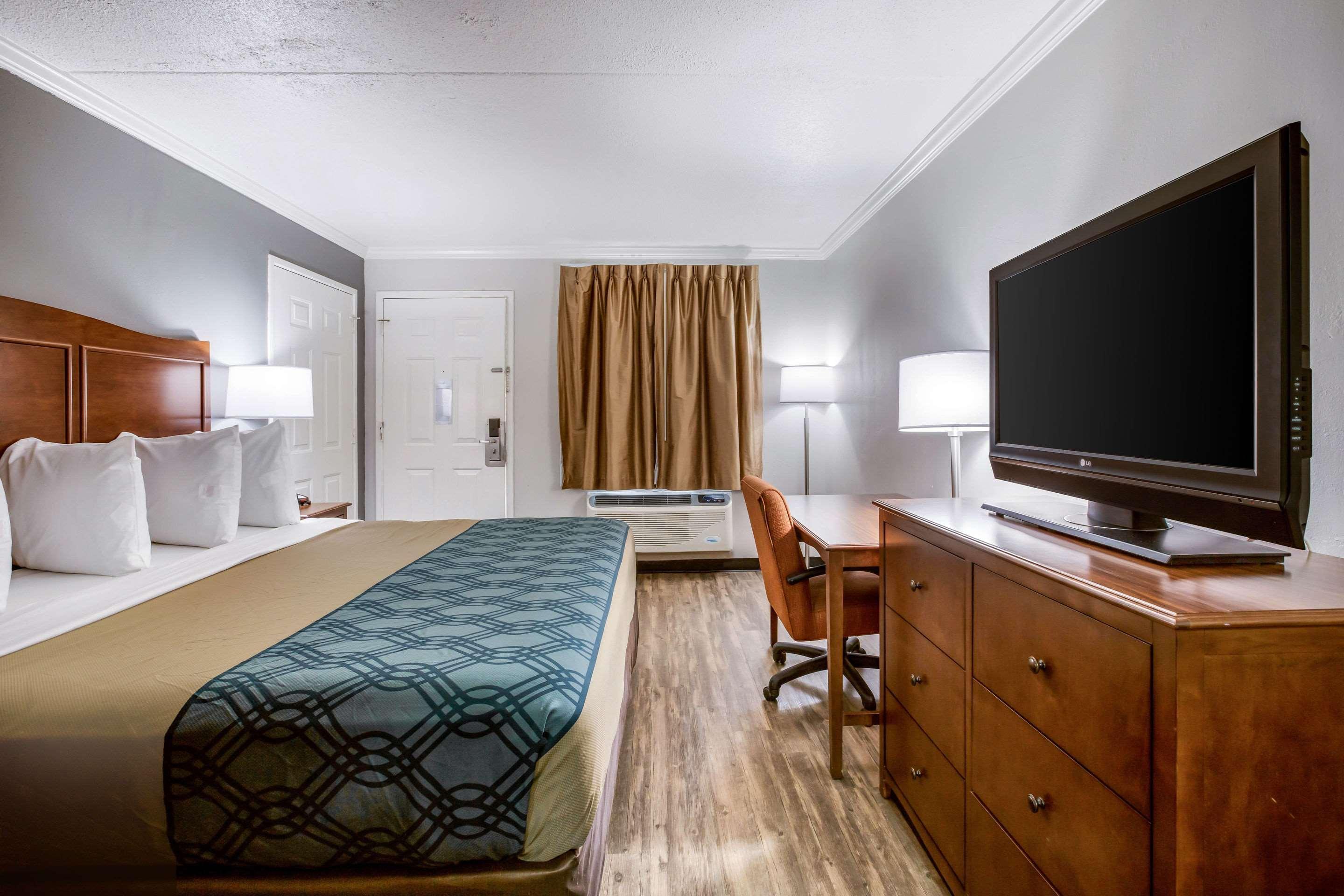 Travelodge By Wyndham Canton-Livonia Area, Mi Exterior foto