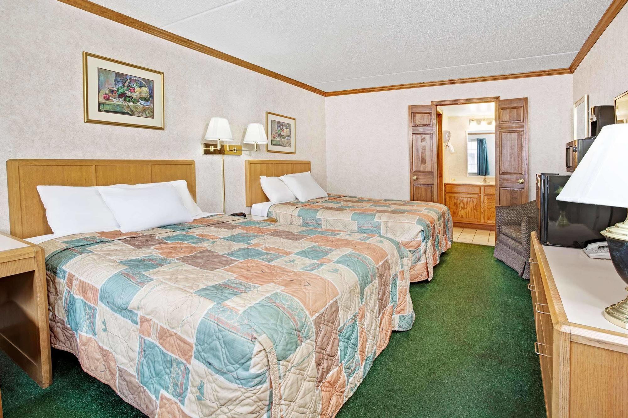 Travelodge By Wyndham Canton-Livonia Area, Mi Exterior foto